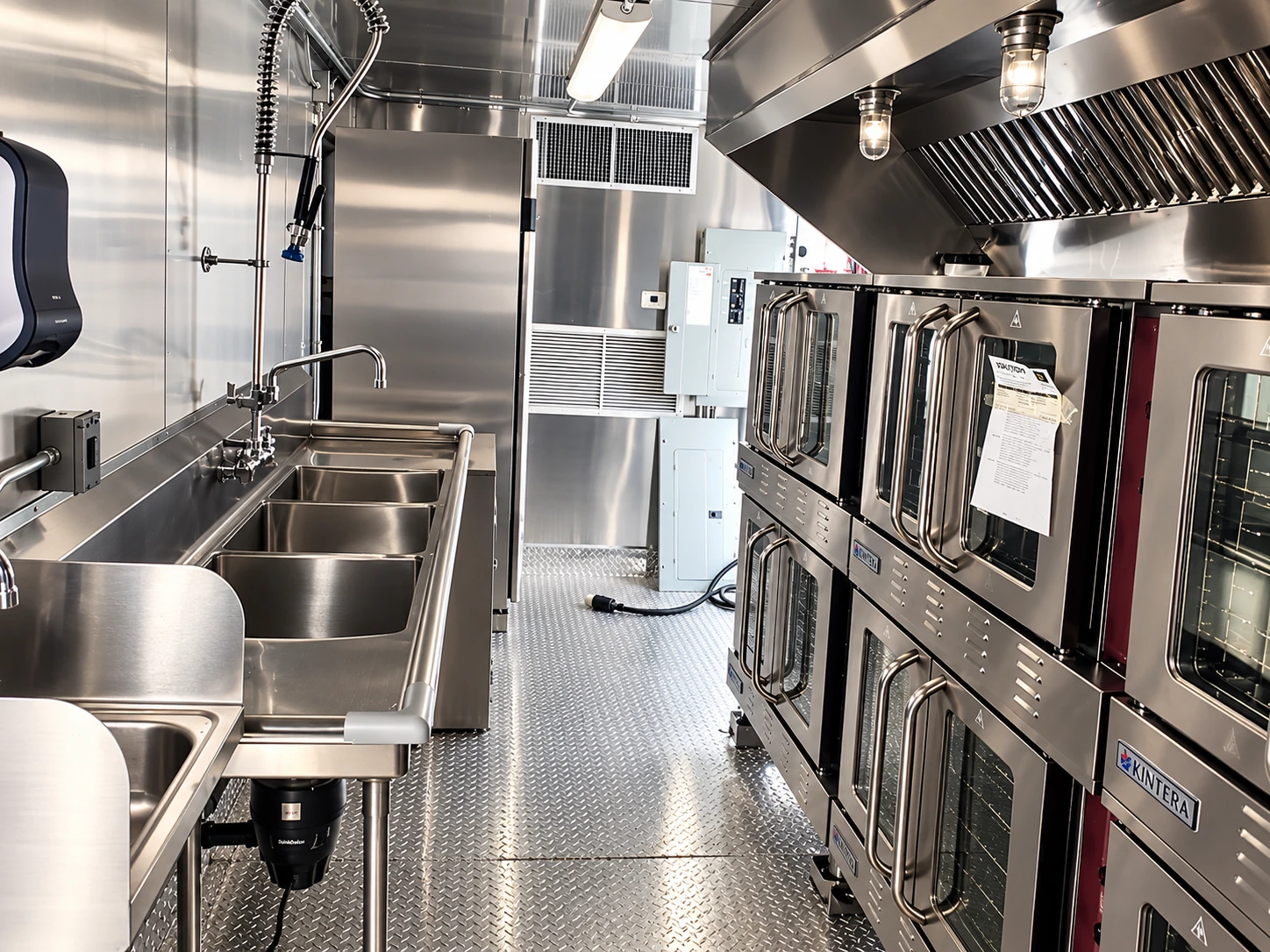40ft Bulk Combo Kitchen temporary commercial kitchen trailer sinks convection ovens
